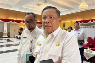 Reaksi Plt Gubernur Riau Usai Bea Cukai Bongkar Gudang Rokok Ilegal Terbesar