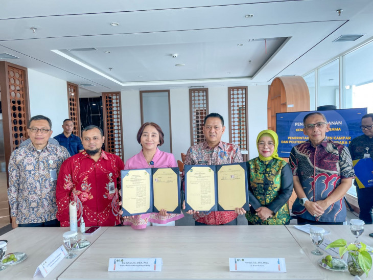 Pj Bupati Kampar Hambali Tandatanangani kesepakatan bersama antara Politeknik Keuangan Negara STAN  Dengan  Pemerintah  Kabupaten Kampar.
