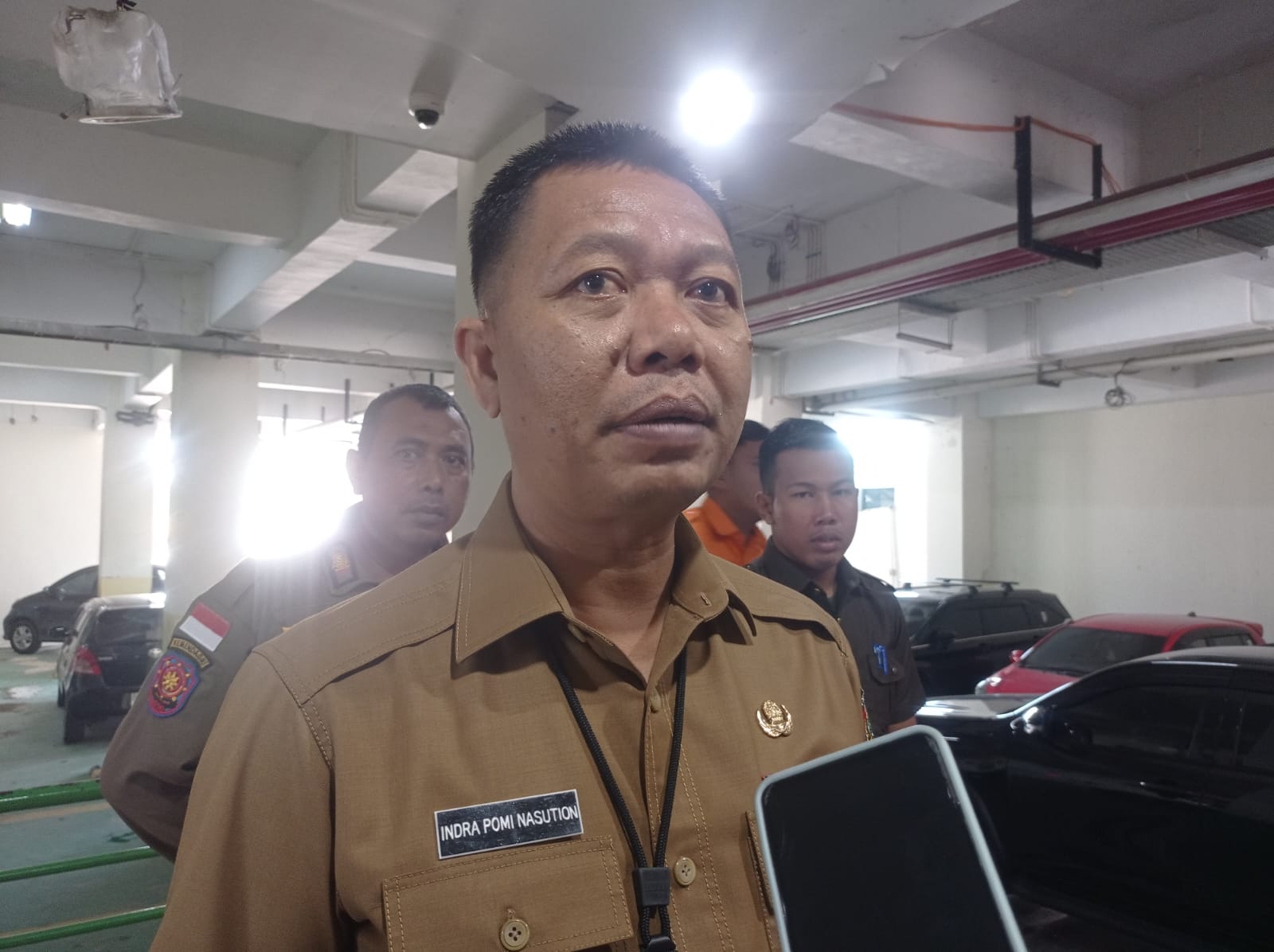 Dinas PUPR Overlay dan Rawat Jalan Parit Indah Mulai dari Sudirman Hingga Pesantren