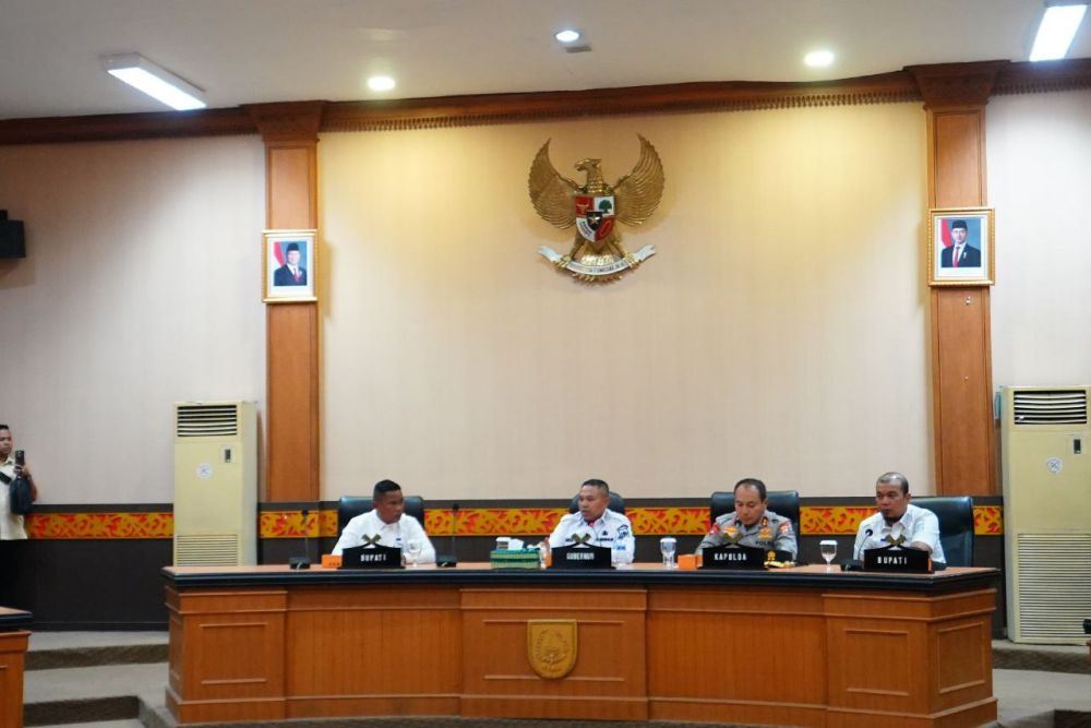 Terkait TNTN, Gubernur Riau Tekankan Kebijakan Pusat dan Komitmen Sampaikan Aspirasi
