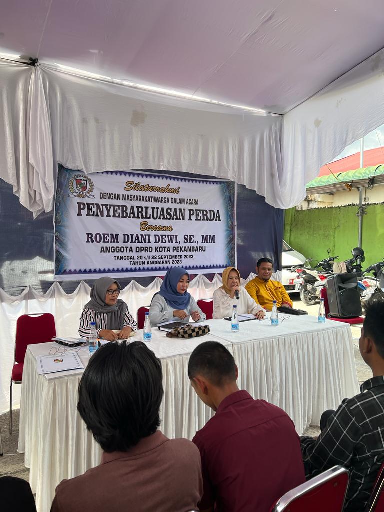 Anggota DPRD Kota Pekanbaru Roem Diani Dewi Laksanakan Sosialisasi Perda